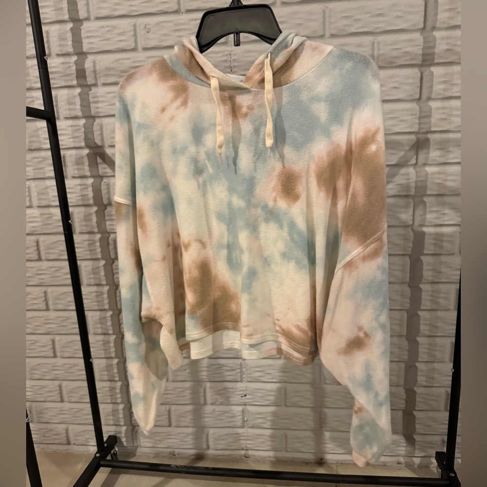 Women’s Vylette Tie Dyed Cropped Drop Shoulder Hoodie Size Large